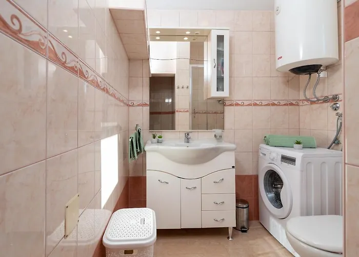 Апартаменти Stela; Charming 1bedroom Apt. With A Stunning View Трогір