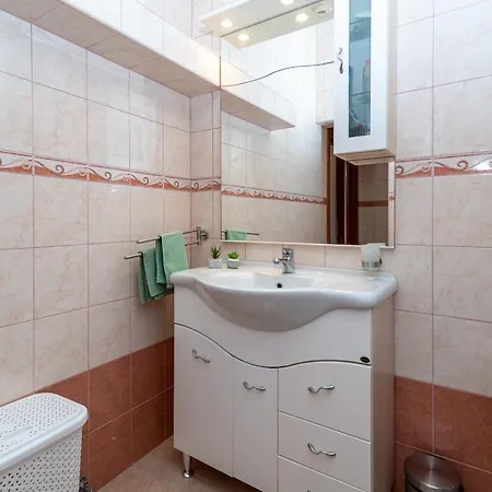 Stela; Charming 1bedroom Apt. With A Stunning View Apartman